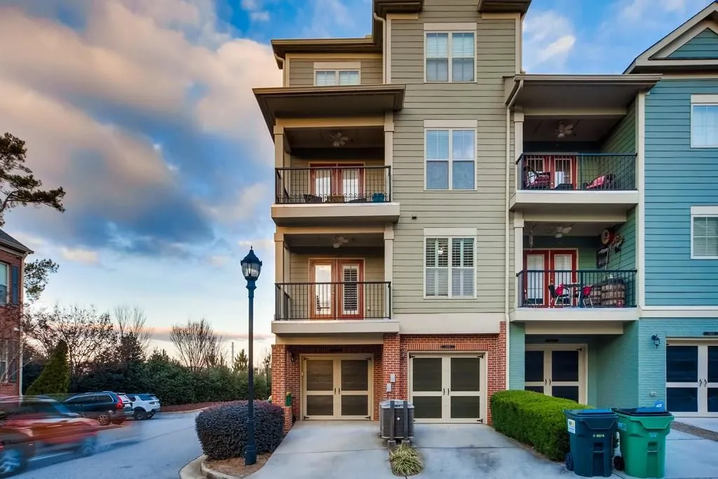 6417 Paulson Place, Sandy Springs, Georgia 30328, 2 Bedrooms Bedrooms, ,2 BathroomsBathrooms,Residential,Sold,6417 Paulson Place,6107828