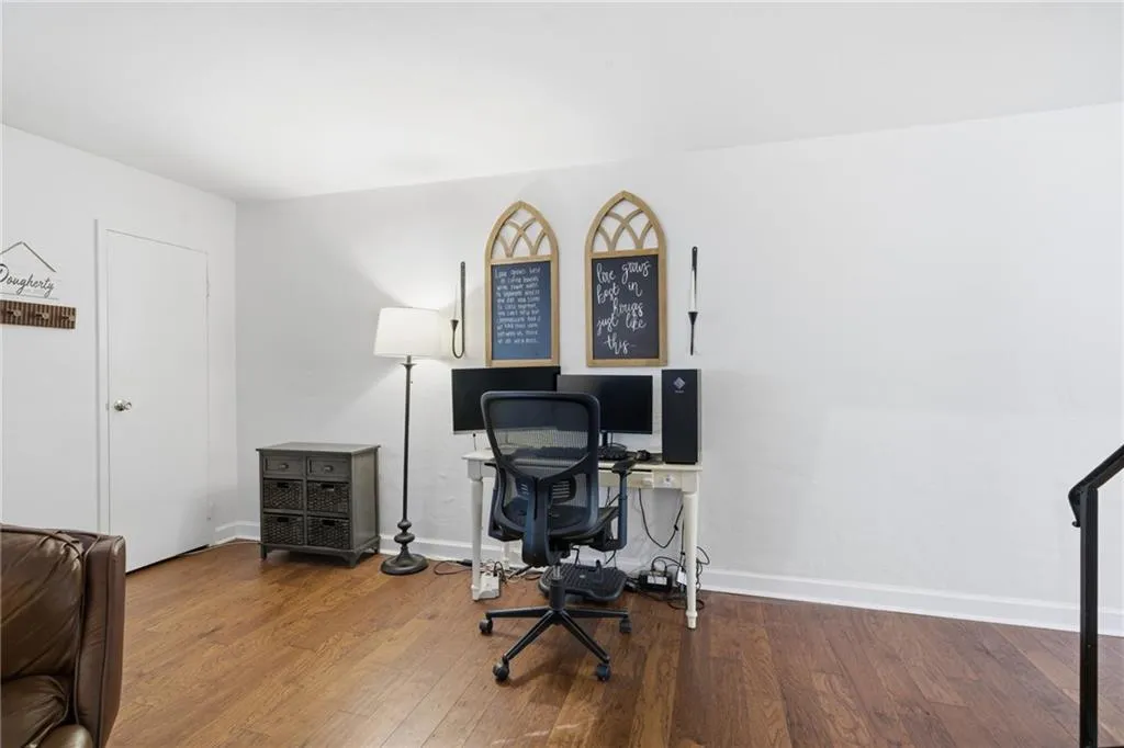 285 Lakemoore Drive Ne Unit B, Atlanta, Georgia 30342, 2 Bedrooms Bedrooms, 0 ,1 BathroomBathrooms,Residential,For Sale,285 Lakemoore Drive Ne Unit B,7703912