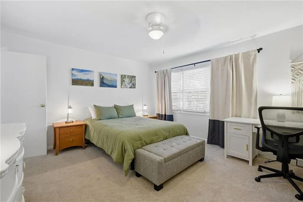 285 Lakemoore Drive Ne Unit B, Atlanta, Georgia 30342, 2 Bedrooms Bedrooms, 0 ,1 BathroomBathrooms,Residential,For Sale,285 Lakemoore Drive Ne Unit B,7703912