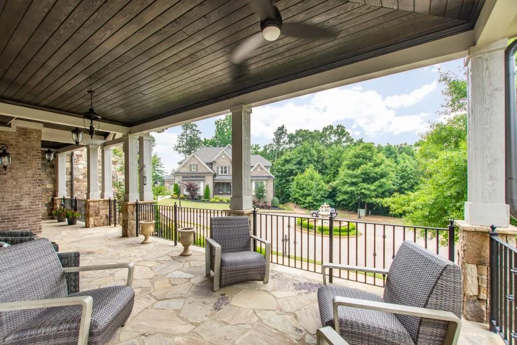 490 Belada Boulevard, Atlanta, Georgia 30342, 7 Bedrooms Bedrooms, ,6 BathroomsBathrooms,Residential,Sold,490 Belada Boulevard,6577861