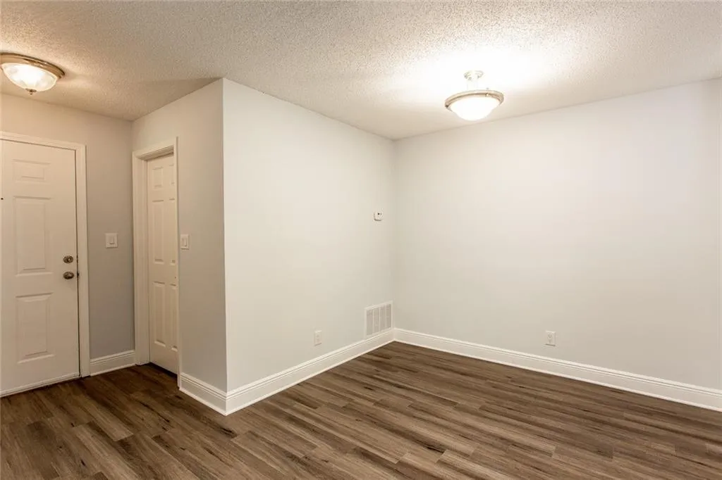 7203 Santa Fe Parkway, Atlanta, Georgia 30350, 2 Bedrooms Bedrooms, ,2 BathroomsBathrooms,Residential,Sold,7203 Santa Fe Parkway,6590313