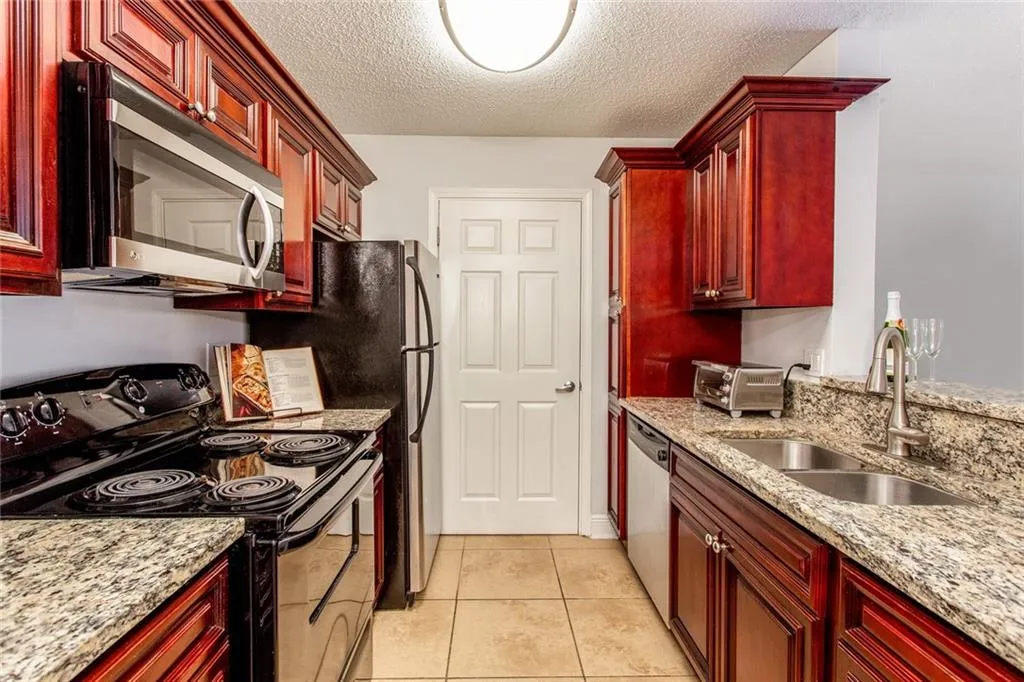 7203 Santa Fe Parkway, Atlanta, Georgia 30350, 2 Bedrooms Bedrooms, ,2 BathroomsBathrooms,Residential,Sold,7203 Santa Fe Parkway,6590313