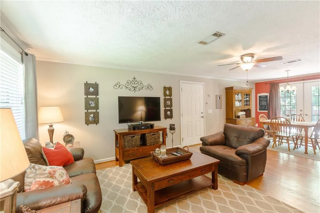 1681 Wayland Circle Ne, Brookhaven, Georgia 30319, 3 Bedrooms Bedrooms, ,2 BathroomsBathrooms,Residential,Sold,1681 Wayland Circle Ne,5696231