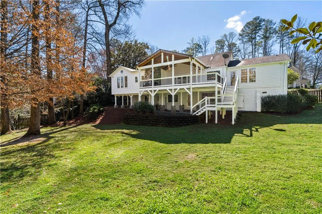 344 Pine Forest Road, Atlanta, Georgia 30342, 3 Bedrooms Bedrooms, ,2 BathroomsBathrooms,Residential,Sold,344 Pine Forest Road,7348354