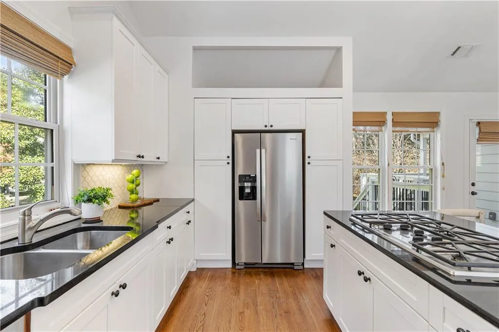 344 Pine Forest Road, Atlanta, Georgia 30342, 3 Bedrooms Bedrooms, ,2 BathroomsBathrooms,Residential,Sold,344 Pine Forest Road,7348354