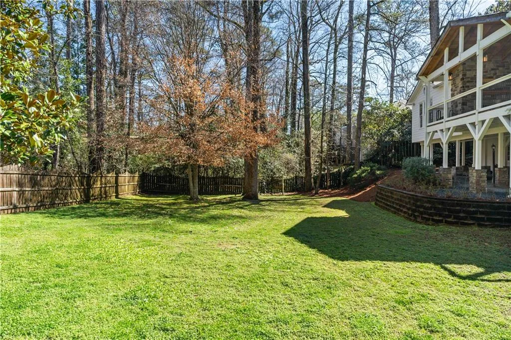 344 Pine Forest Road, Atlanta, Georgia 30342, 3 Bedrooms Bedrooms, ,2 BathroomsBathrooms,Residential,Sold,344 Pine Forest Road,7348354