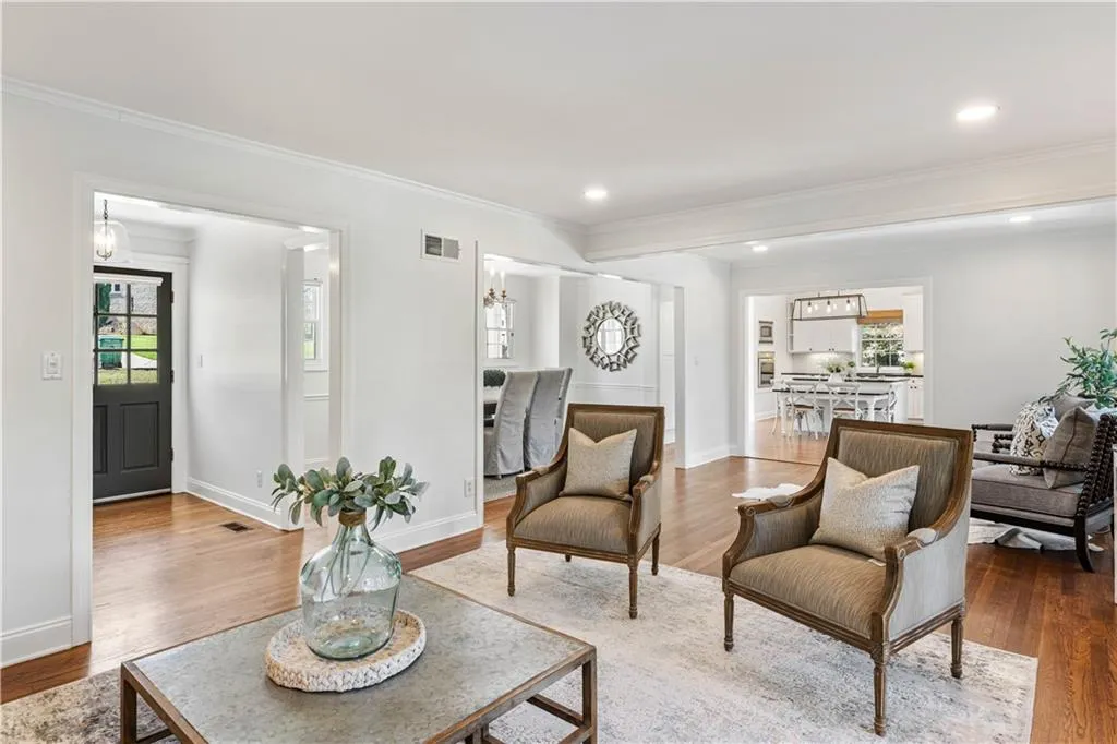 344 Pine Forest Road, Atlanta, Georgia 30342, 3 Bedrooms Bedrooms, ,2 BathroomsBathrooms,Residential,Sold,344 Pine Forest Road,7348354