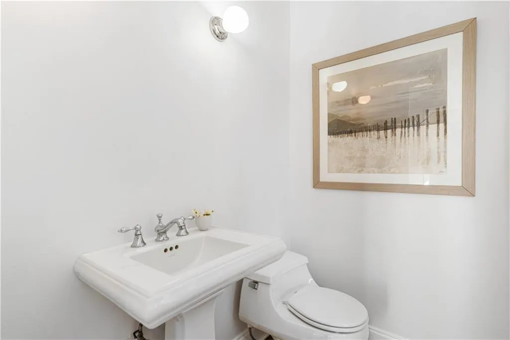 344 Pine Forest Road, Atlanta, Georgia 30342, 3 Bedrooms Bedrooms, ,2 BathroomsBathrooms,Residential,Sold,344 Pine Forest Road,7348354