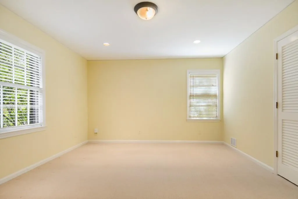 175 Berwick Drive, Sandy Springs, Georgia 30328, 4 Bedrooms Bedrooms, ,3 BathroomsBathrooms,Residential,Sold,175 Berwick Drive,6877771
