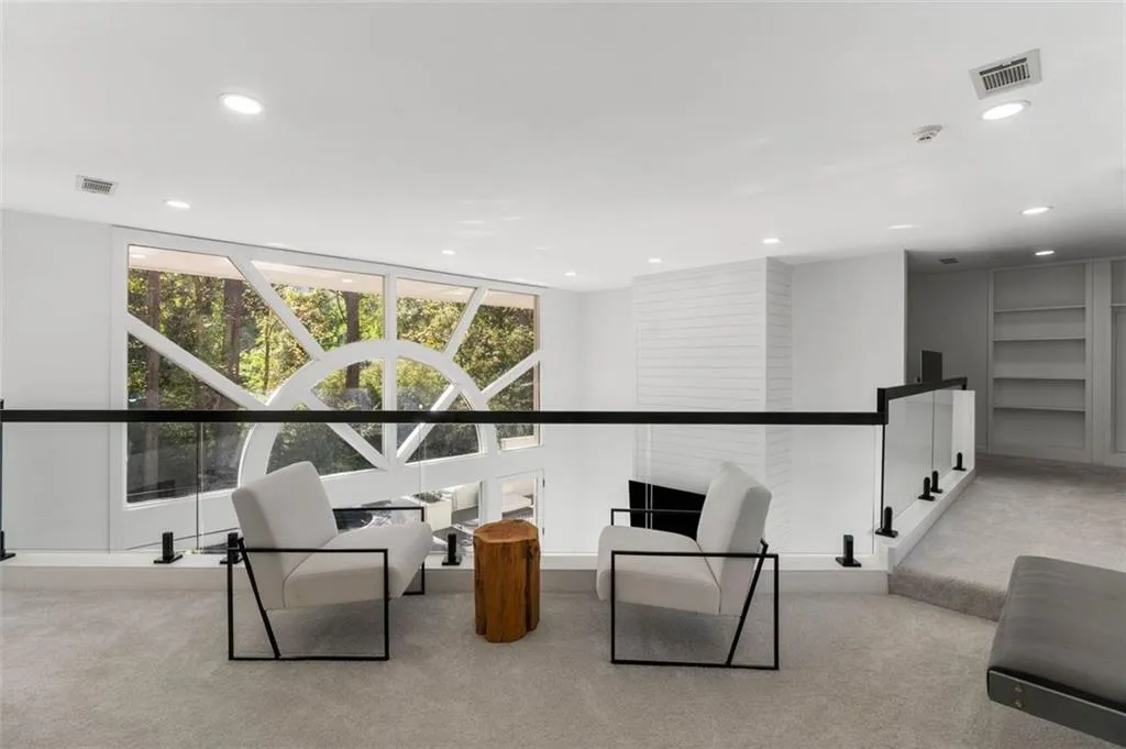 780 Crest Valley Drive, Atlanta, Georgia 30327, 3 Bedrooms Bedrooms, ,2 BathroomsBathrooms,Residential,Sold,780 Crest Valley Drive,7482262