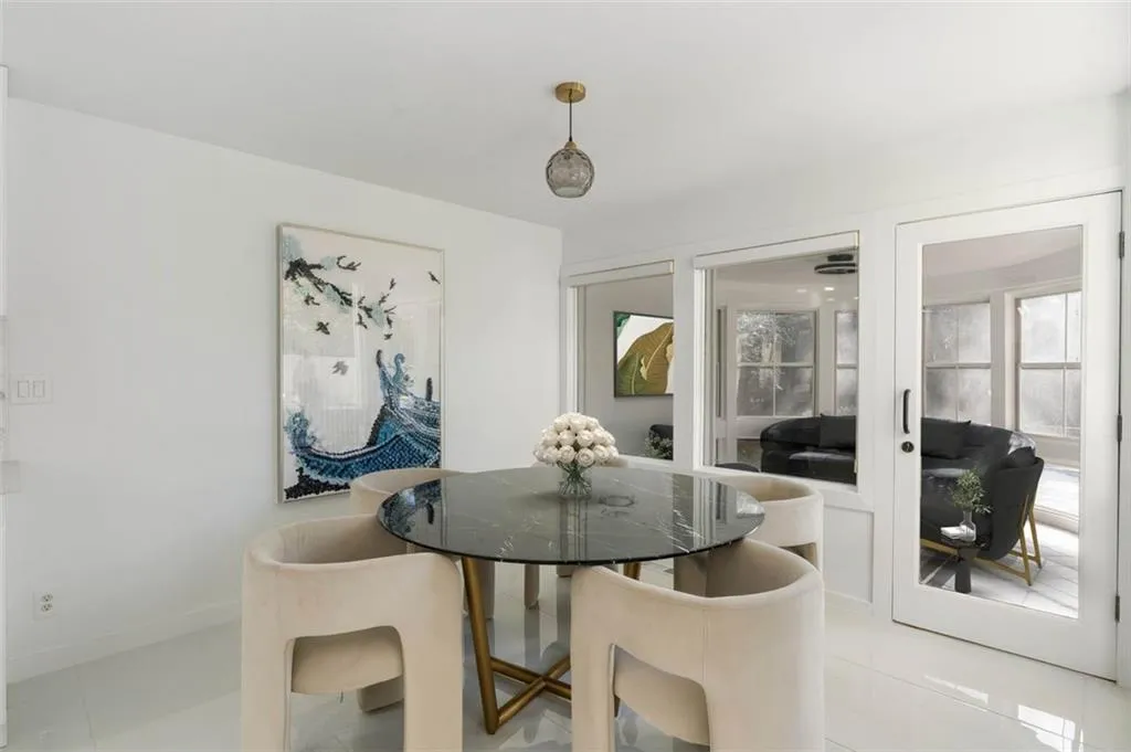 780 Crest Valley Drive, Atlanta, Georgia 30327, 3 Bedrooms Bedrooms, ,2 BathroomsBathrooms,Residential,Sold,780 Crest Valley Drive,7482262