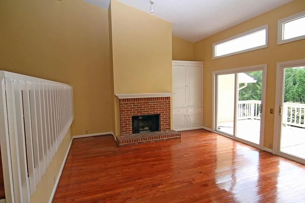 94 Dunwoody Springs Drive Unit 94, Sandy Springs, Georgia 30328, 2 Bedrooms Bedrooms, ,2 BathroomsBathrooms,Residential,Sold,94 Dunwoody Springs Drive Unit 94,5573015