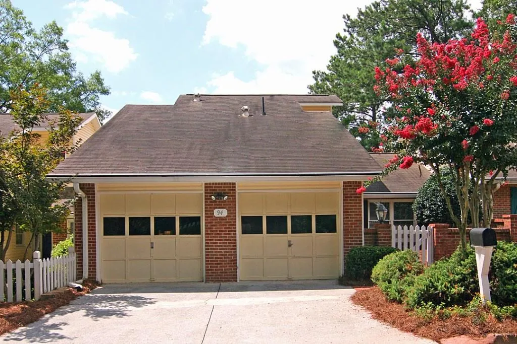 94 Dunwoody Springs Drive Unit 94, Sandy Springs, Georgia 30328, 2 Bedrooms Bedrooms, ,2 BathroomsBathrooms,Residential,Sold,94 Dunwoody Springs Drive Unit 94,5573015