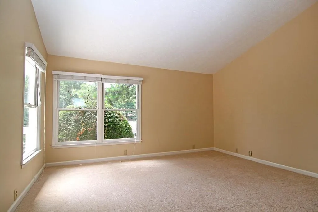94 Dunwoody Springs Drive Unit 94, Sandy Springs, Georgia 30328, 2 Bedrooms Bedrooms, ,2 BathroomsBathrooms,Residential,Sold,94 Dunwoody Springs Drive Unit 94,5573015