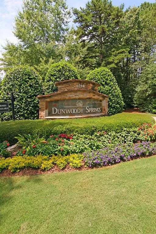 94 Dunwoody Springs Drive Unit 94, Sandy Springs, Georgia 30328, 2 Bedrooms Bedrooms, ,2 BathroomsBathrooms,Residential,Sold,94 Dunwoody Springs Drive Unit 94,5573015