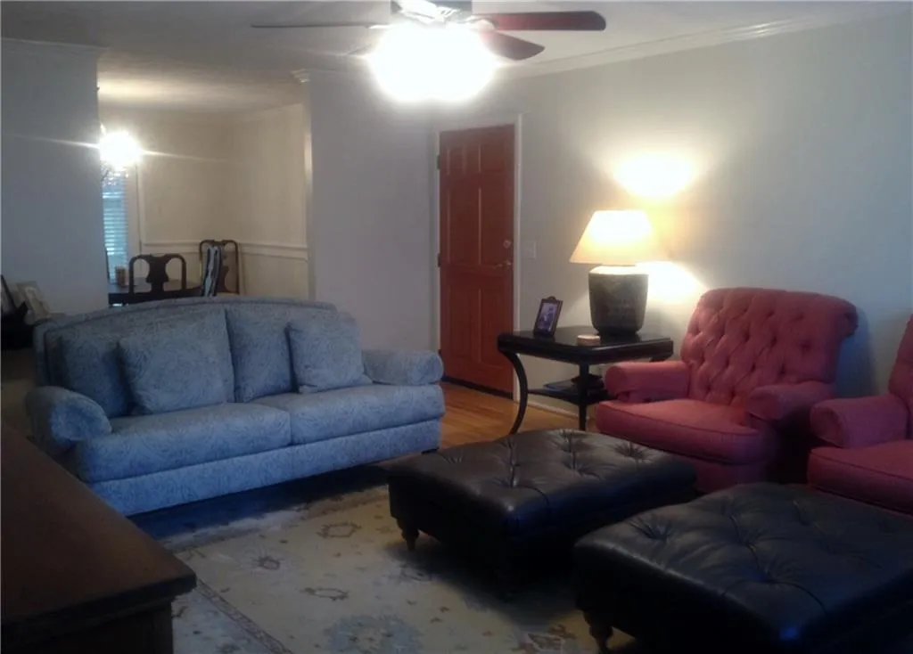 115 Biscayne Drive Nw Unit A1, Atlanta, Georgia 30309, 3 Bedrooms Bedrooms, ,2 BathroomsBathrooms,Residential,Sold,115 Biscayne Drive Nw Unit A1,5698346
