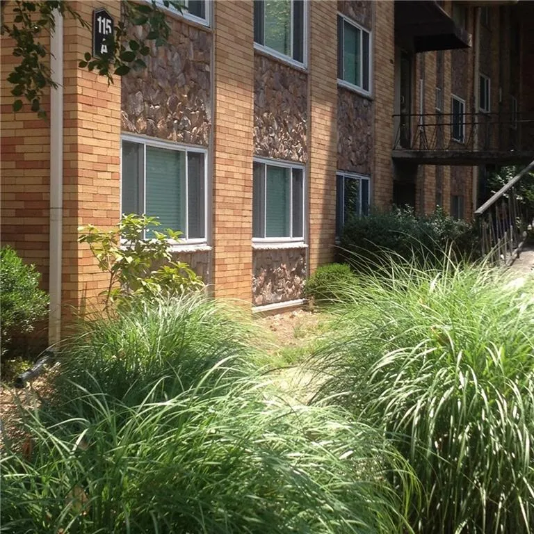 115 Biscayne Drive Nw Unit A1, Atlanta, Georgia 30309, 3 Bedrooms Bedrooms, ,2 BathroomsBathrooms,Residential,Sold,115 Biscayne Drive Nw Unit A1,5698346