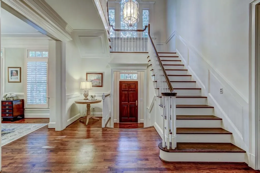 3025 W Pine Valley Road, Atlanta, Georgia 30305, 5 Bedrooms Bedrooms, ,6 BathroomsBathrooms,Residential,Sold,3025 W Pine Valley Road,5915595