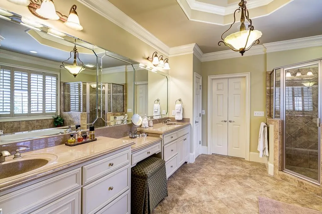 400 Meadow Gate Close, Sandy Springs, Georgia 30350, 5 Bedrooms Bedrooms, ,5 BathroomsBathrooms,Residential,Sold,400 Meadow Gate Close,5590543