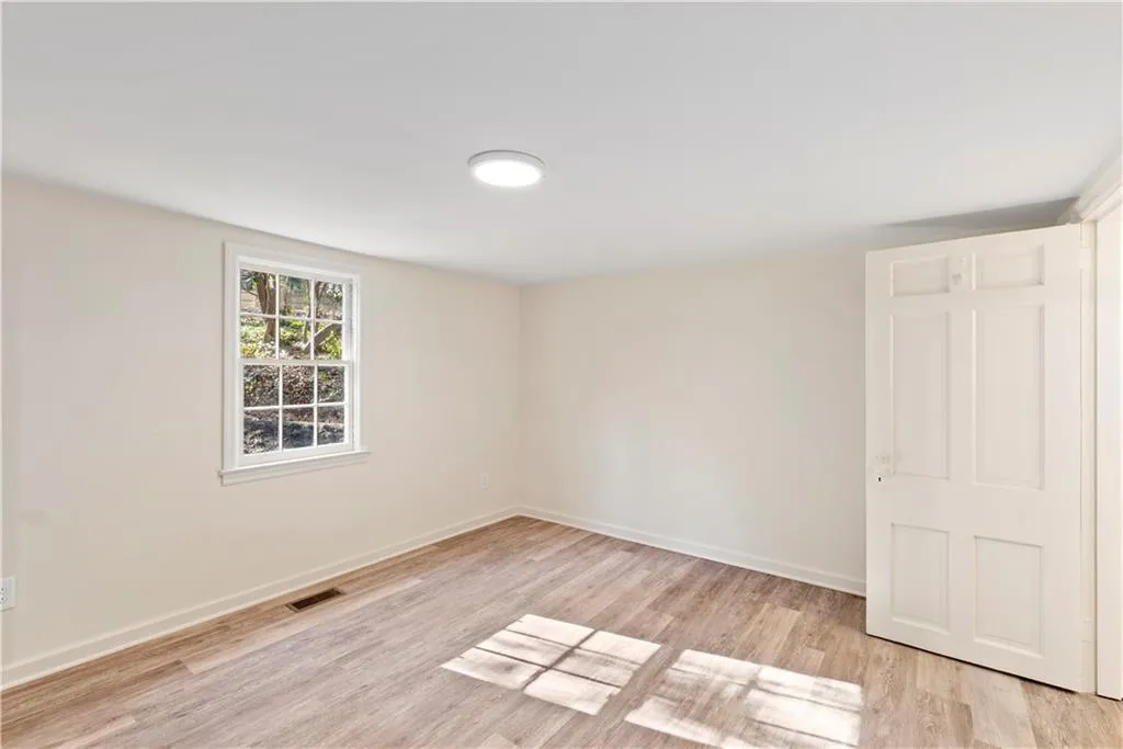 3310 E Roxboro Road Ne, Atlanta, Georgia 30324, ,Residential Income,For Sale,3310 E Roxboro Road Ne,7585399