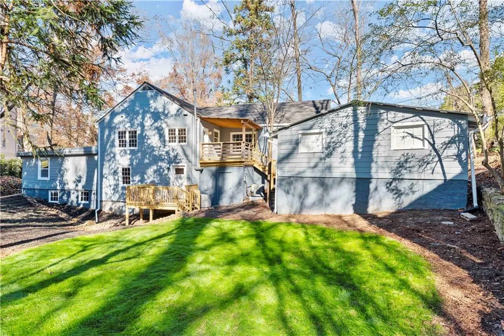 3310 E Roxboro Road Ne, Atlanta, Georgia 30324, ,Residential Income,For Sale,3310 E Roxboro Road Ne,7585399