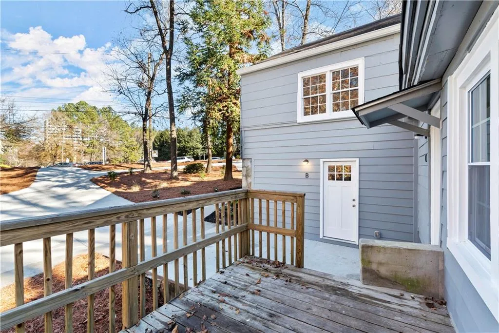3310 E Roxboro Road Ne, Atlanta, Georgia 30324, ,Residential Income,For Sale,3310 E Roxboro Road Ne,7585399
