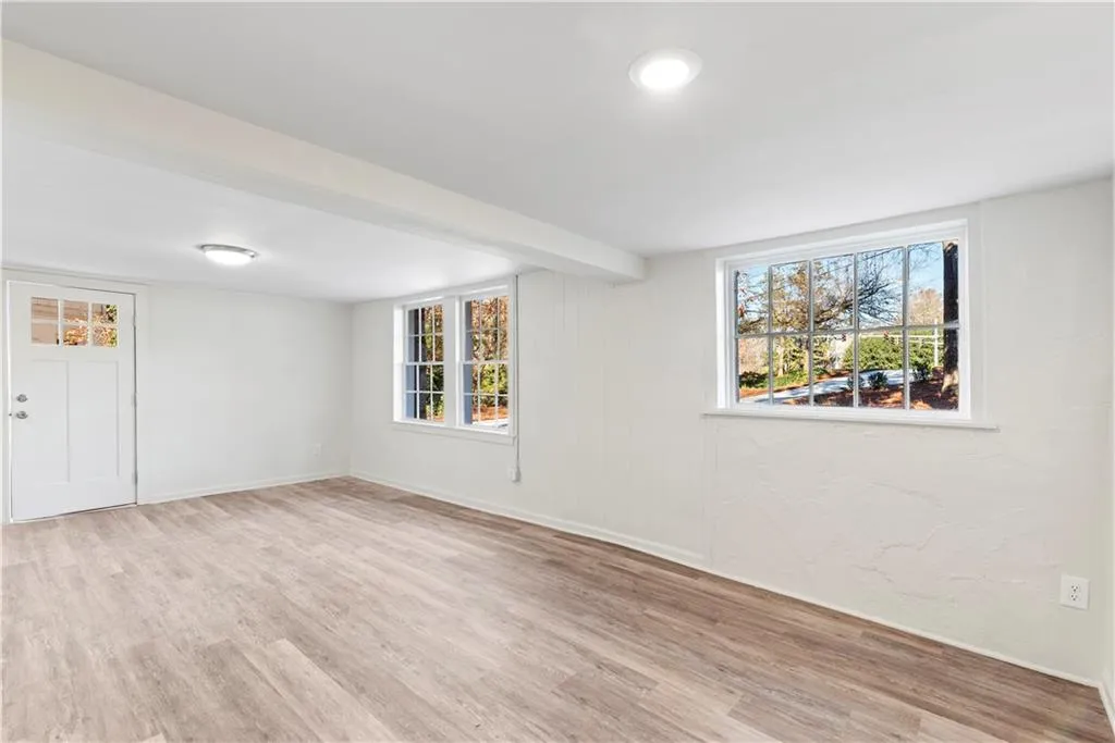 3310 E Roxboro Road Ne, Atlanta, Georgia 30324, ,Residential Income,For Sale,3310 E Roxboro Road Ne,7585399