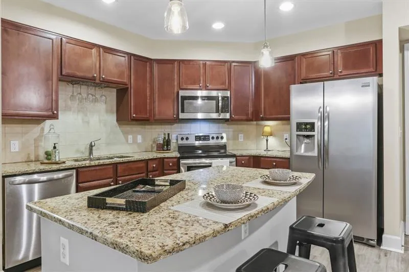 200 River Vista Drive Unit 510, Atlanta, Georgia 30339, 2 Bedrooms Bedrooms, ,2 BathroomsBathrooms,Residential,Sold,200 River Vista Drive Unit 510,7266874