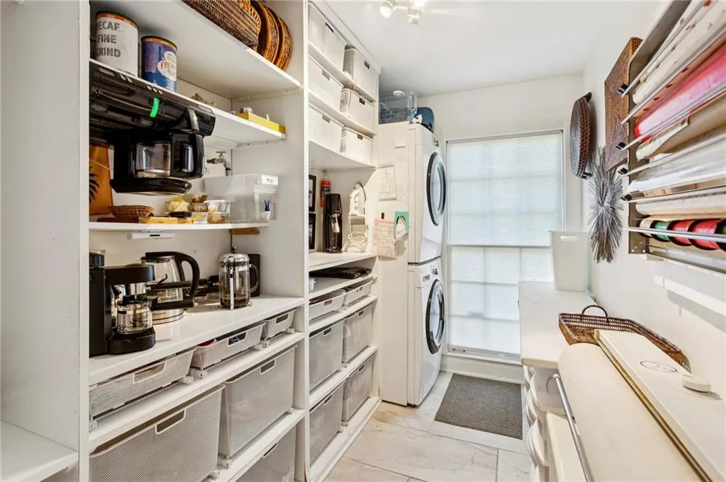 Laundry roonn and utility area with useful storage organizers