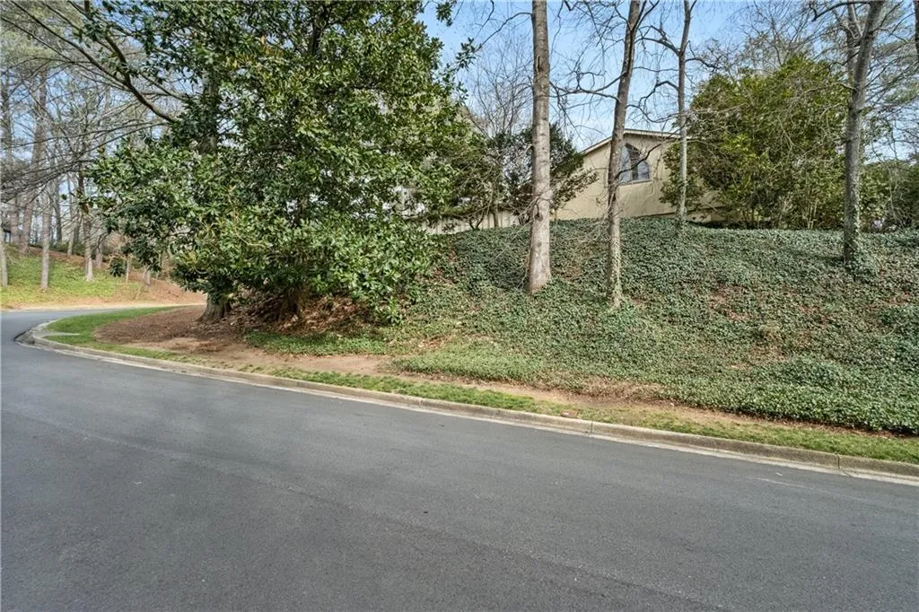 View of street with curbs