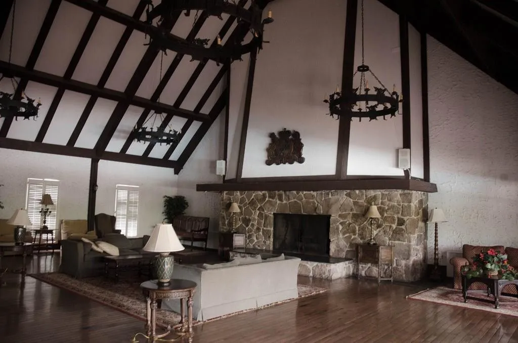 6851 Roswell Road Unit I-16, Sandy Springs, Georgia 30328, 3 Bedrooms Bedrooms, ,2 BathroomsBathrooms,Residential,Sold,6851 Roswell Road Unit I-16,5694524