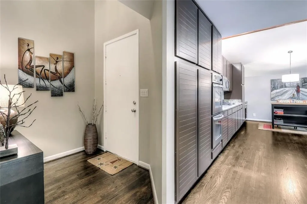 500 Mountain Creek Trace Nw, Atlanta, Georgia 30328, 4 Bedrooms Bedrooms, ,2 BathroomsBathrooms,Residential,Sold,500 Mountain Creek Trace Nw,6038446