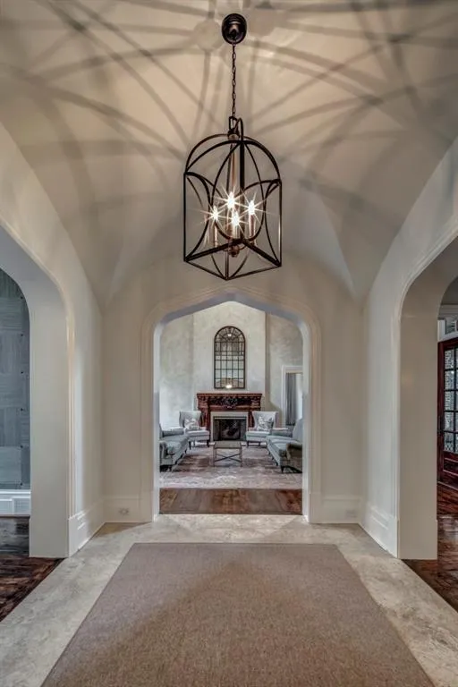 979 Crest Valley Drive, Atlanta, Georgia 30327, 5 Bedrooms Bedrooms, ,6 BathroomsBathrooms,Residential,Sold,979 Crest Valley Drive,6617076