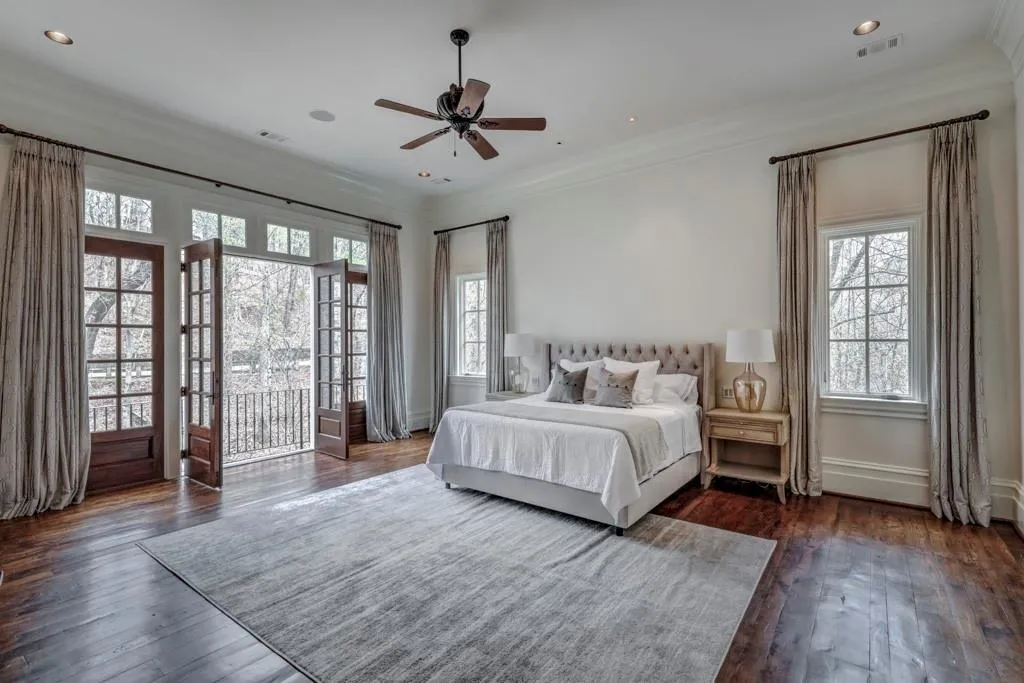 979 Crest Valley Drive, Atlanta, Georgia 30327, 5 Bedrooms Bedrooms, ,6 BathroomsBathrooms,Residential,Sold,979 Crest Valley Drive,6617076