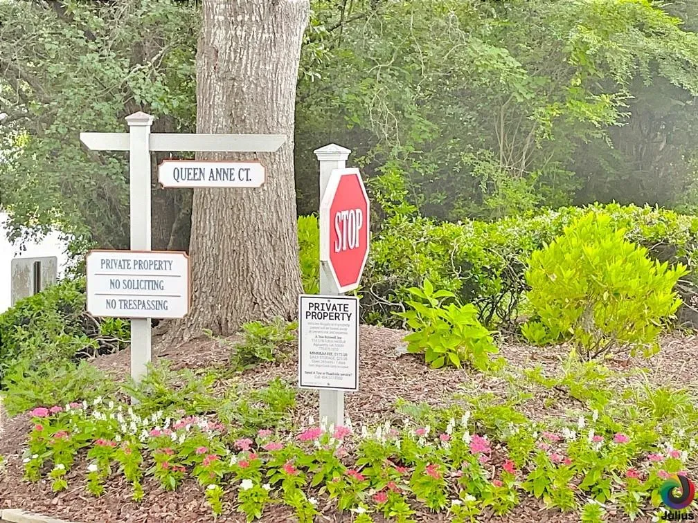 3008 Queen Anne Court, Sandy Springs, Georgia 30350, 2 Bedrooms Bedrooms, ,2 BathroomsBathrooms,Residential,Sold,3008 Queen Anne Court,7240222