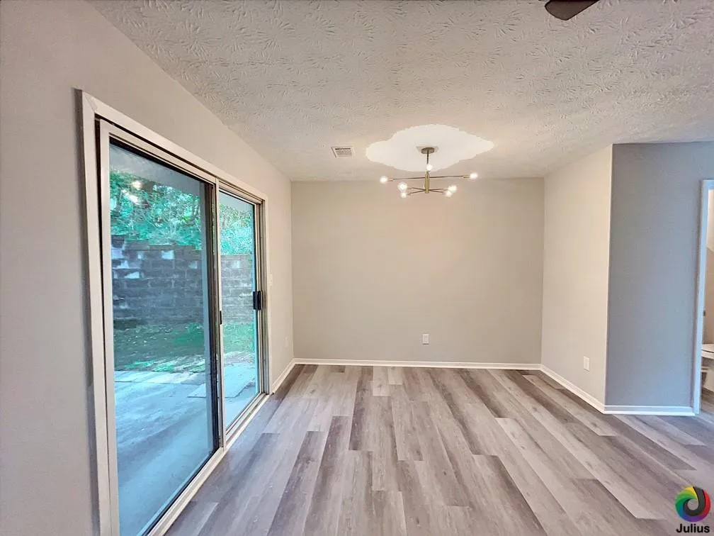 3008 Queen Anne Court, Sandy Springs, Georgia 30350, 2 Bedrooms Bedrooms, ,2 BathroomsBathrooms,Residential,Sold,3008 Queen Anne Court,7240222