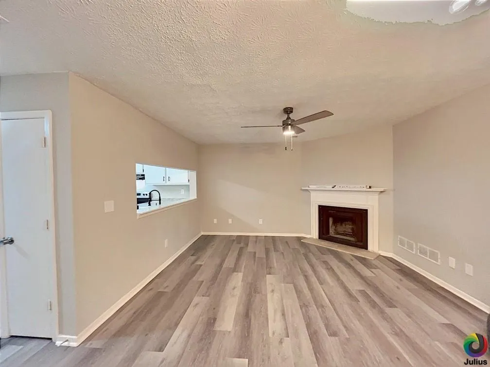 3008 Queen Anne Court, Sandy Springs, Georgia 30350, 2 Bedrooms Bedrooms, ,2 BathroomsBathrooms,Residential,Sold,3008 Queen Anne Court,7240222