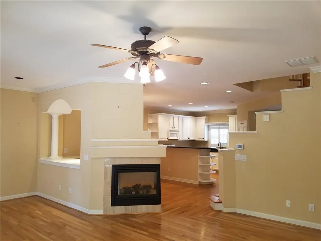 8575 Hope Mews Court, Sandy Springs, Georgia 30350, 2 Bedrooms Bedrooms, ,2 BathroomsBathrooms,Residential,Sold,8575 Hope Mews Court,6062452