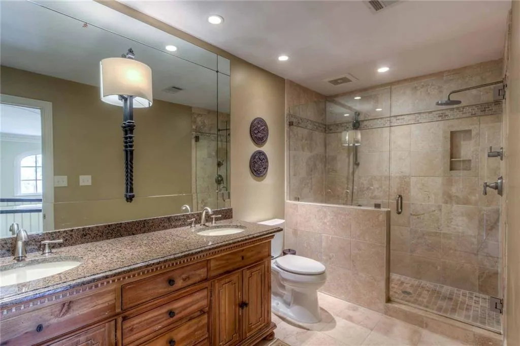 135 Trail Point, Sandy Springs, Georgia 30350, 5 Bedrooms Bedrooms, ,4 BathroomsBathrooms,Residential,Sold,135 Trail Point,5823916