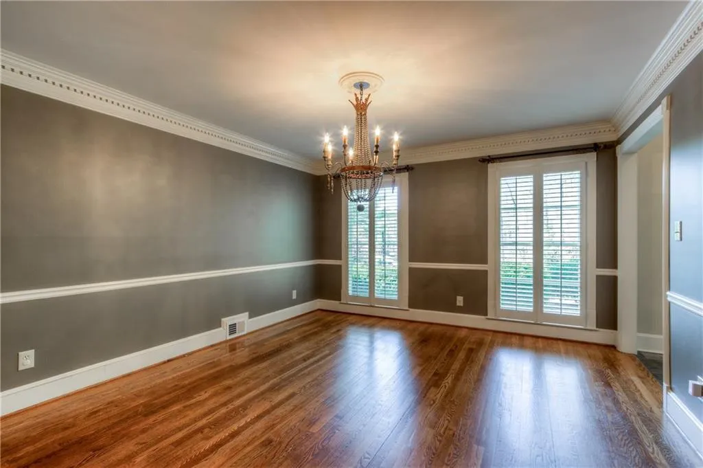 135 Trail Point, Sandy Springs, Georgia 30350, 5 Bedrooms Bedrooms, ,4 BathroomsBathrooms,Residential,Sold,135 Trail Point,5823916