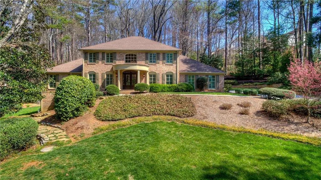 135 Trail Point, Sandy Springs, Georgia 30350, 5 Bedrooms Bedrooms, ,4 BathroomsBathrooms,Residential,Sold,135 Trail Point,5823916