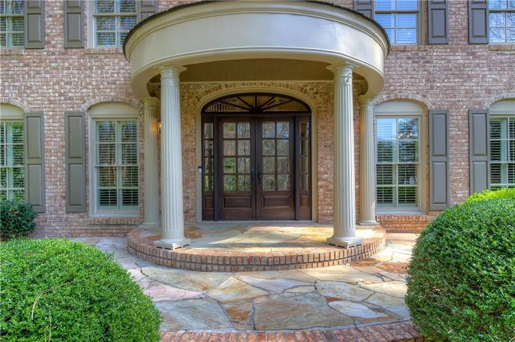 135 Trail Point, Sandy Springs, Georgia 30350, 5 Bedrooms Bedrooms, ,4 BathroomsBathrooms,Residential,Sold,135 Trail Point,5823916