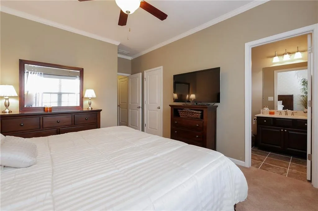 316 Alderwood Lane, Atlanta, Georgia 30328, 3 Bedrooms Bedrooms, ,3 BathroomsBathrooms,Residential,Sold,316 Alderwood Lane,5809233