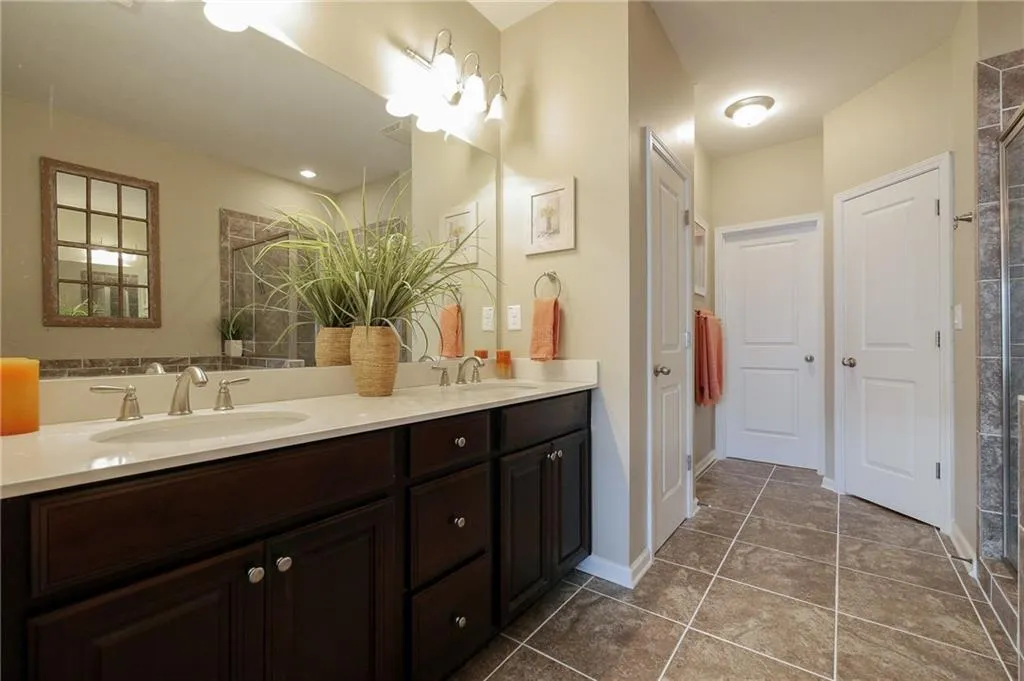 316 Alderwood Lane, Atlanta, Georgia 30328, 3 Bedrooms Bedrooms, ,3 BathroomsBathrooms,Residential,Sold,316 Alderwood Lane,5809233