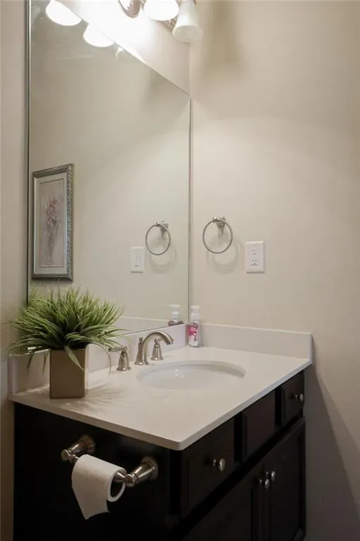 316 Alderwood Lane, Atlanta, Georgia 30328, 3 Bedrooms Bedrooms, ,3 BathroomsBathrooms,Residential,Sold,316 Alderwood Lane,5809233