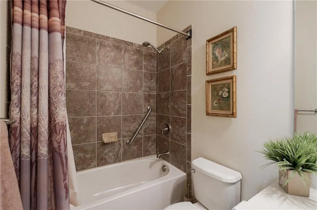 316 Alderwood Lane, Atlanta, Georgia 30328, 3 Bedrooms Bedrooms, ,3 BathroomsBathrooms,Residential,Sold,316 Alderwood Lane,5809233