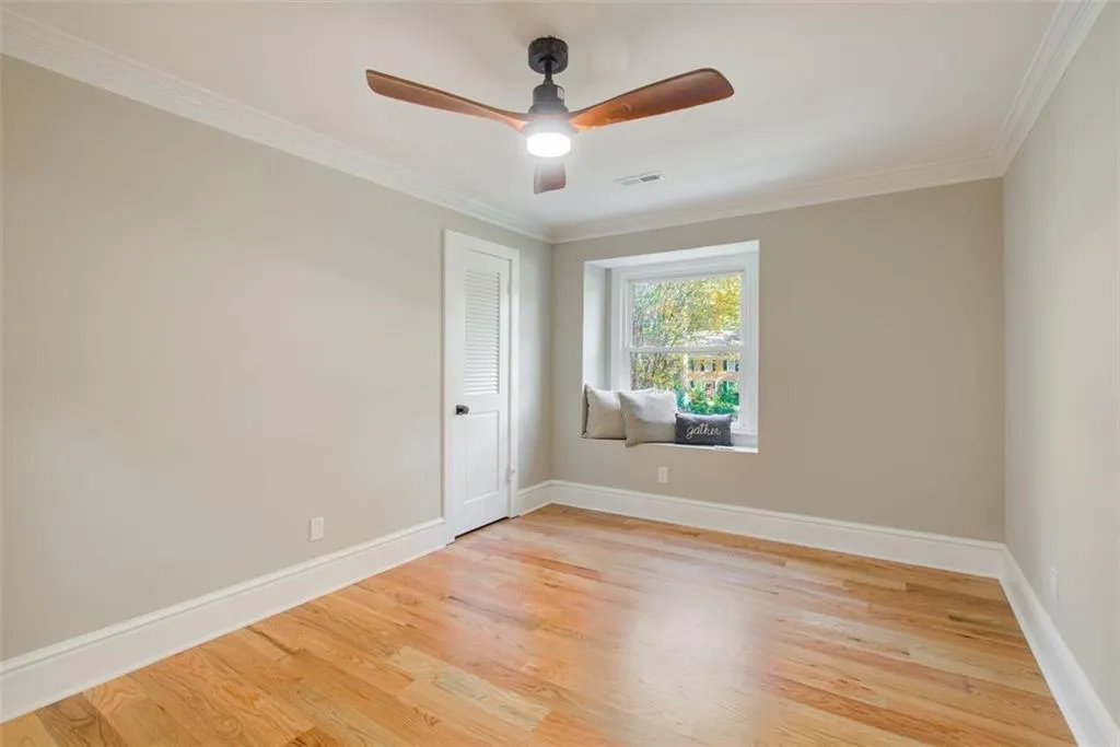 7050 Glenridge Drive, Sandy Springs, Georgia 30328, 5 Bedrooms Bedrooms, ,3 BathroomsBathrooms,Residential,Sold,7050 Glenridge Drive,7395866