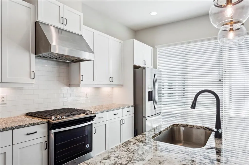 704 Banton Drive Nw, Atlanta, Georgia 30318, 3 Bedrooms Bedrooms, ,3 BathroomsBathrooms,Residential,For Sale,704 Banton Drive Nw,7604501