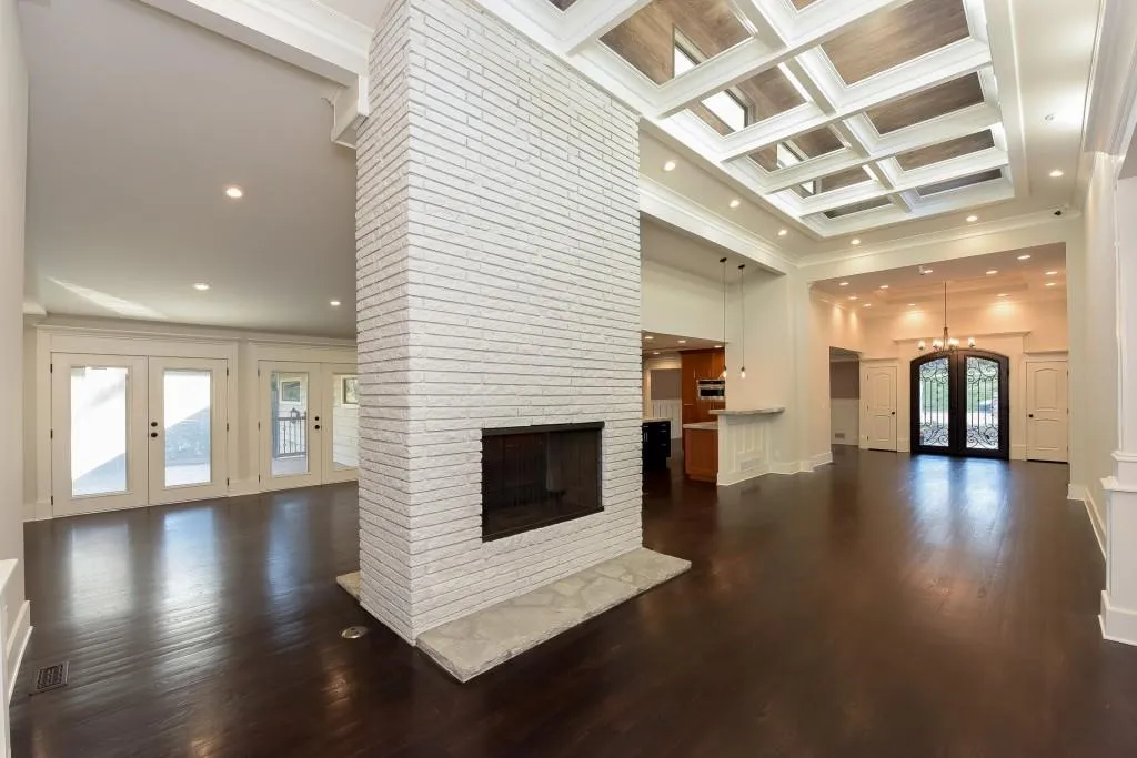 595 Spalding Drive, Sandy Springs, Georgia 30328, 5 Bedrooms Bedrooms, ,5 BathroomsBathrooms,Residential,Sold,595 Spalding Drive,5873932