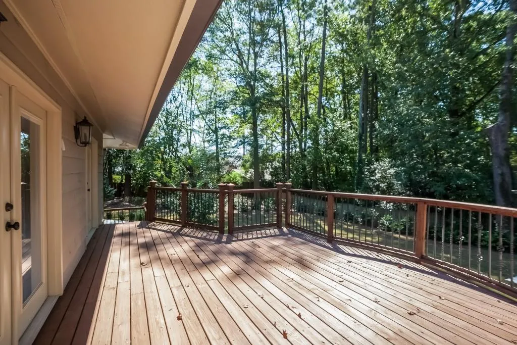595 Spalding Drive, Sandy Springs, Georgia 30328, 5 Bedrooms Bedrooms, ,5 BathroomsBathrooms,Residential,Sold,595 Spalding Drive,5873932